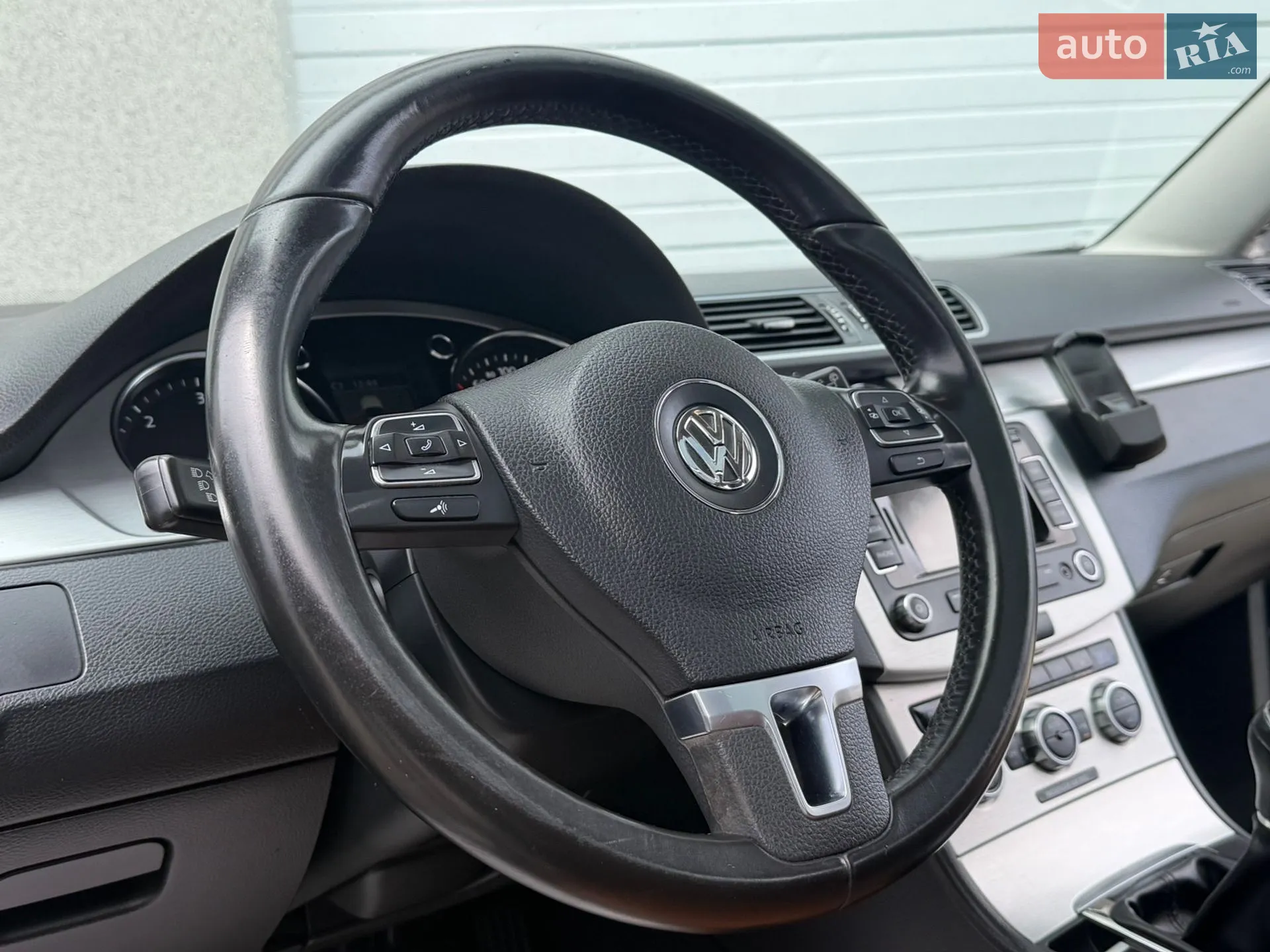 Volkswagen Passat 2013 VIN WVWZZZ3CZEE077098 фото оголошення 51 з 73