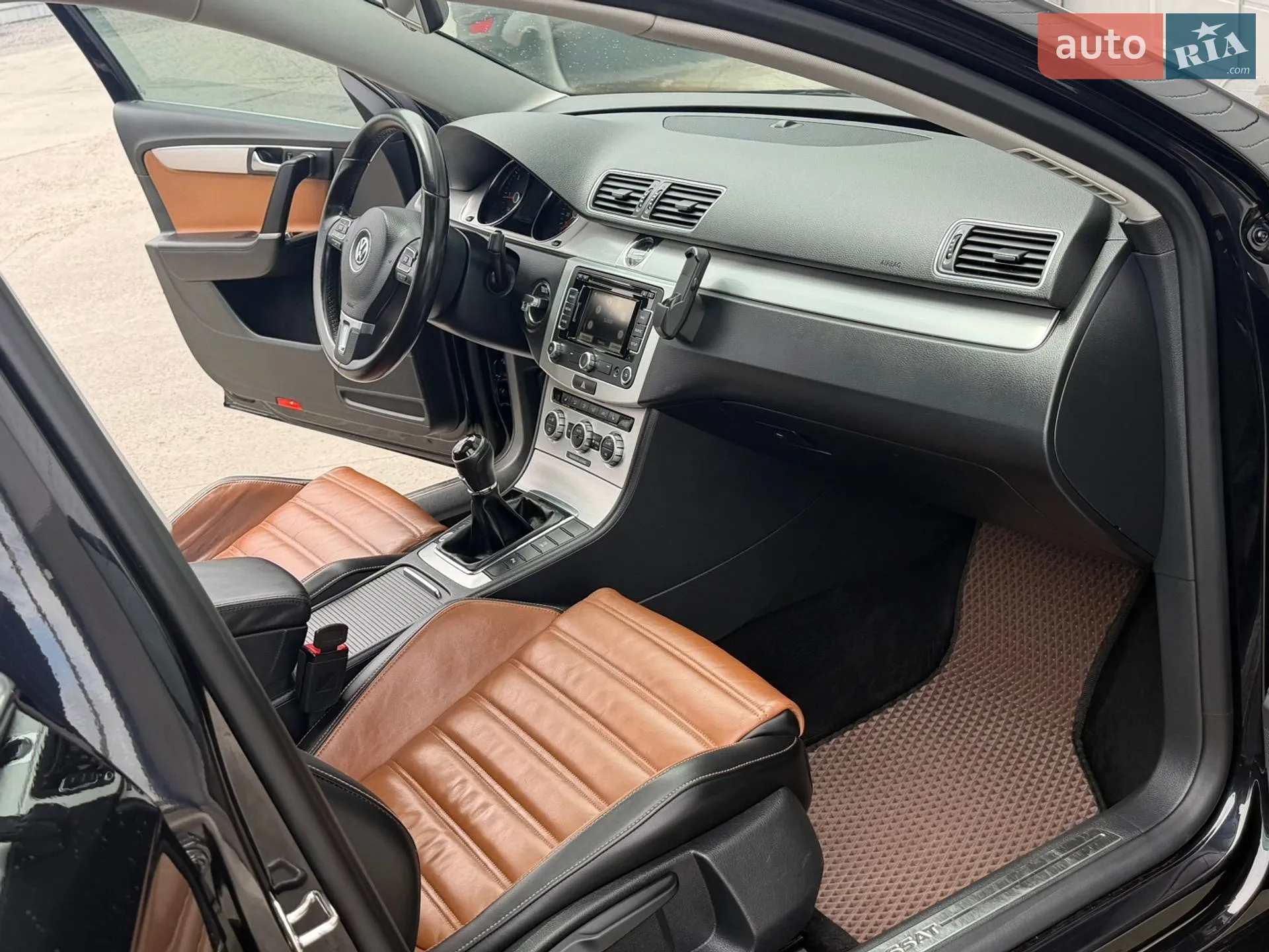 Volkswagen Passat 2013 VIN WVWZZZ3CZEE077098 фото оголошення 52 з 73