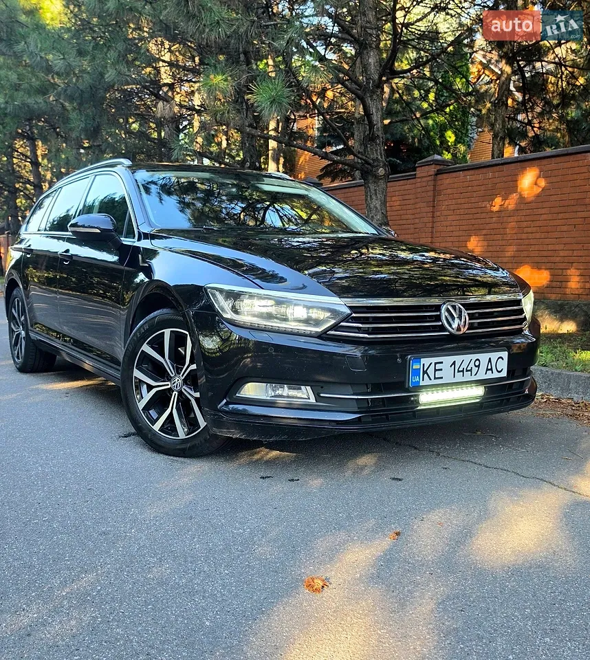 2018 Volkswagen Passat - фото 1