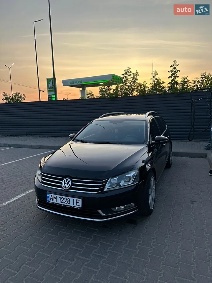 2014 Volkswagen Passat - фото 1