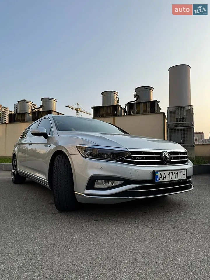 2022 Volkswagen Passat - мініатюра 3