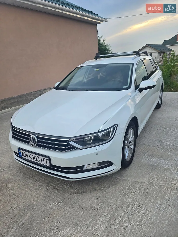 2015 Volkswagen Passat - мініатюра 2