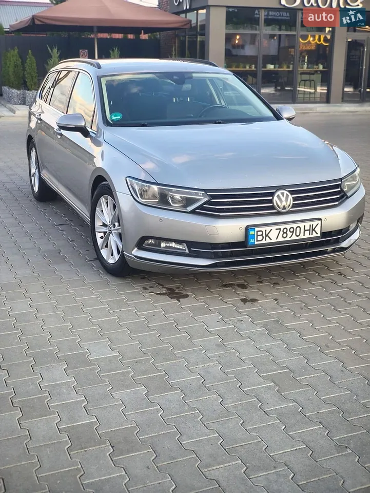 2015 Volkswagen Passat - мініатюра 2