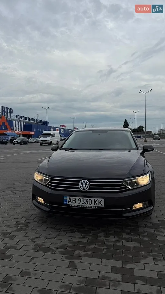 2015 Volkswagen Passat - мініатюра 3