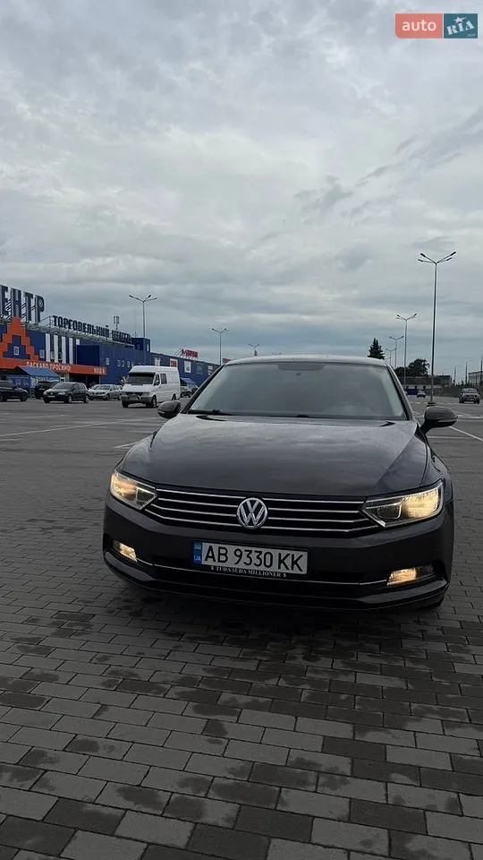 2015 Volkswagen Passat - мініатюра 4