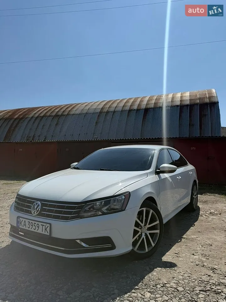 2018 Volkswagen Passat - мініатюра 2