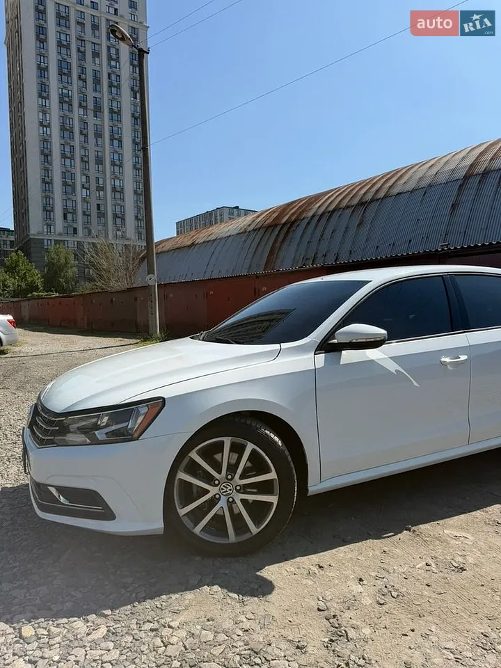 2018 Volkswagen Passat - мініатюра 4