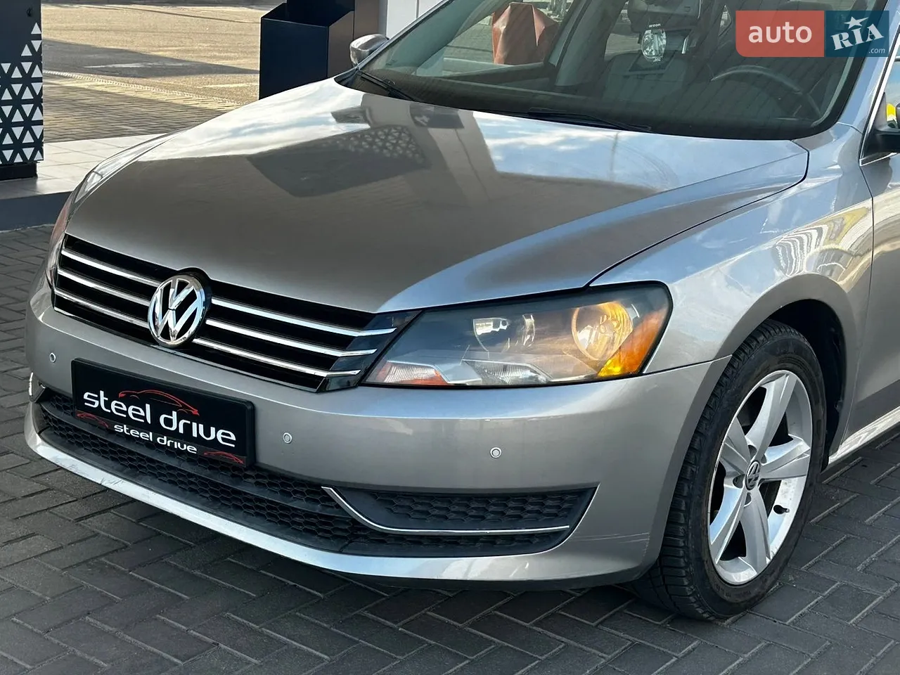 2013 Volkswagen Passat - мініатюра 4