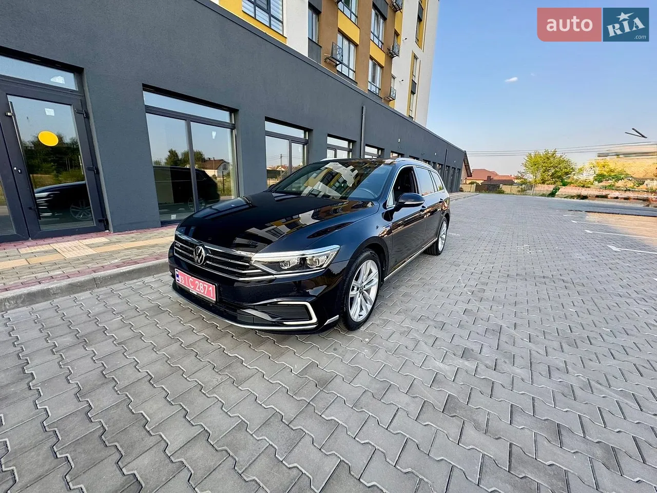 2021 Volkswagen Passat - мініатюра 2