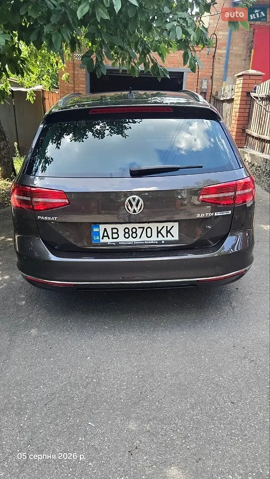 2016 Volkswagen Passat - мініатюра 2