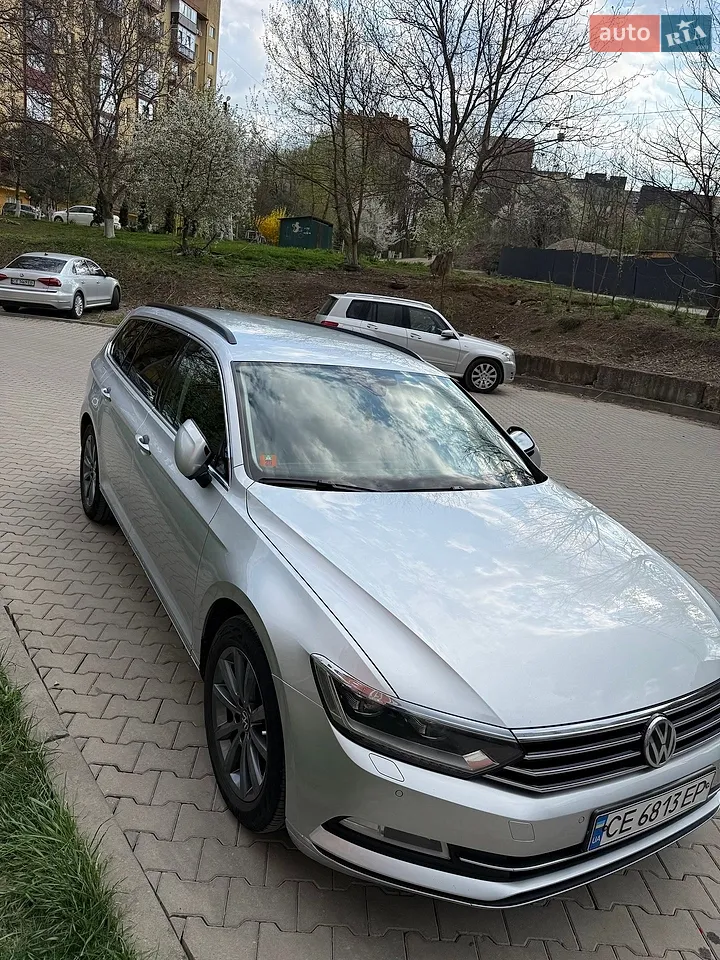 2019 Volkswagen Passat - мініатюра 2