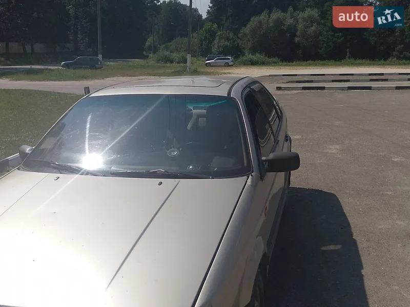 Volkswagen Passat 1989