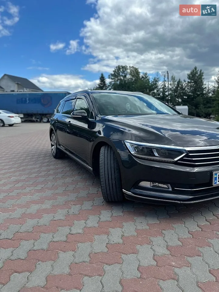 2018 Volkswagen Passat - мініатюра 2