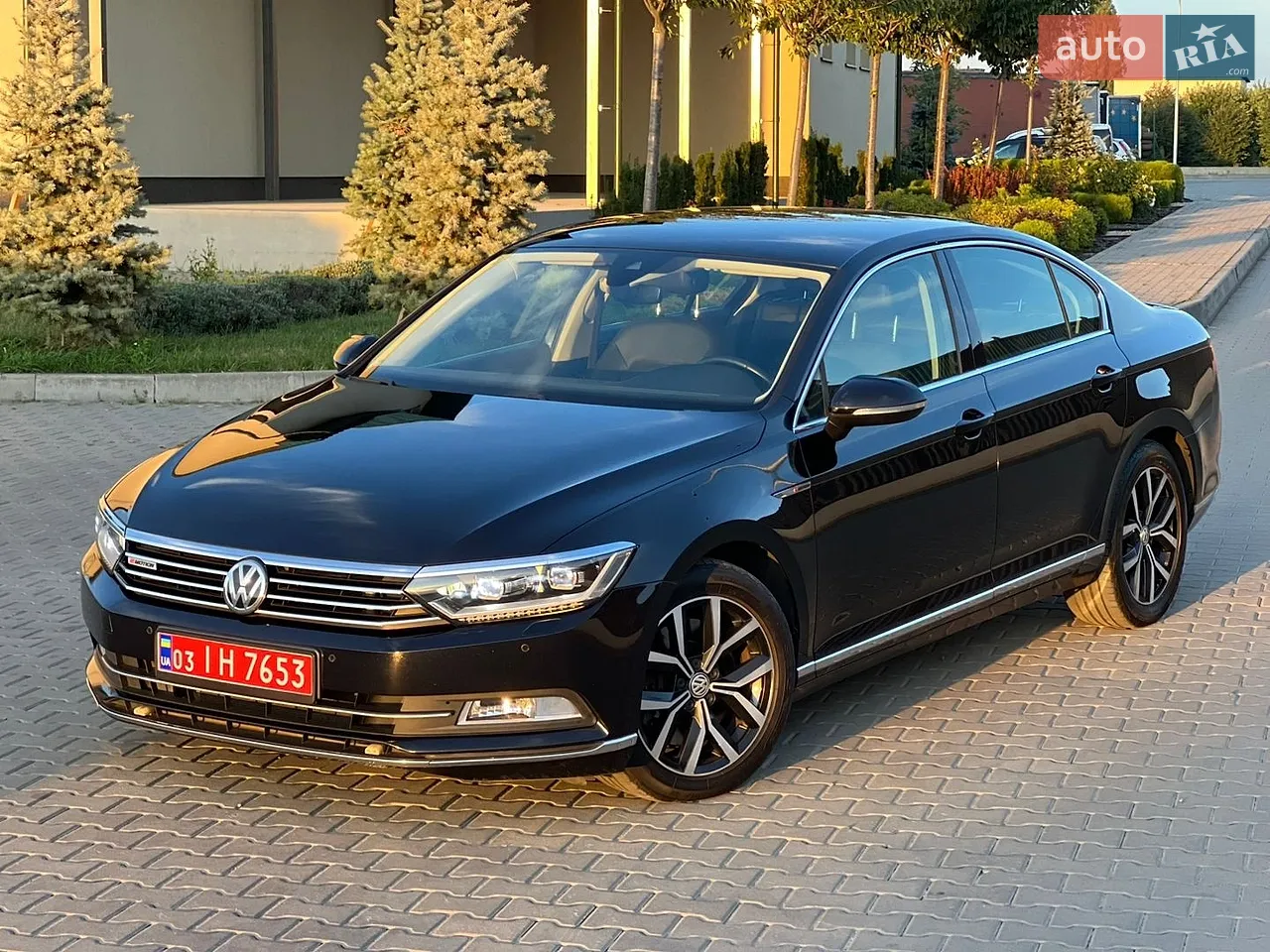 2016 Volkswagen Passat - мініатюра 3