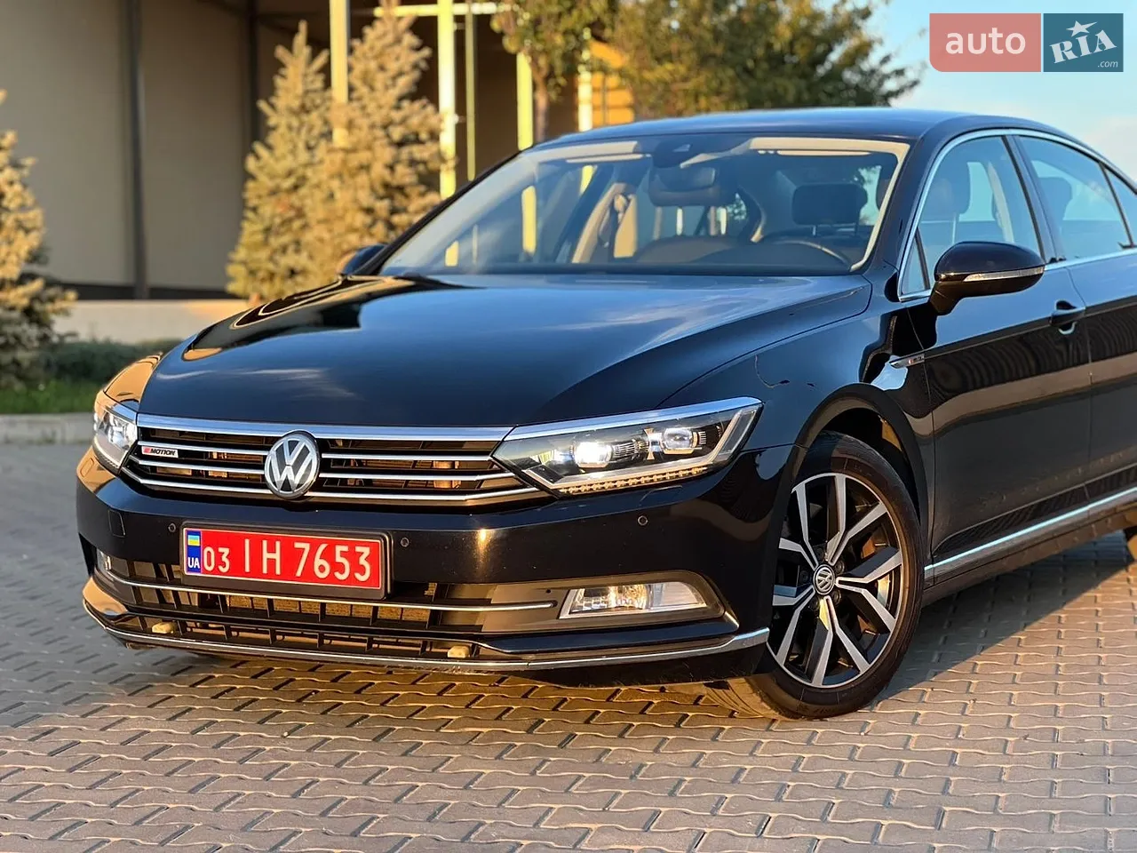 2016 Volkswagen Passat - мініатюра 2