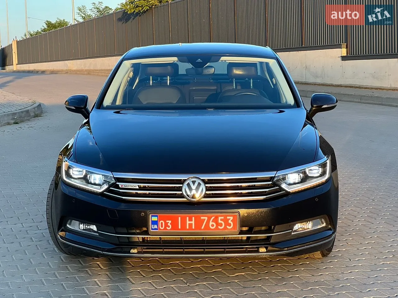2016 Volkswagen Passat - мініатюра 4