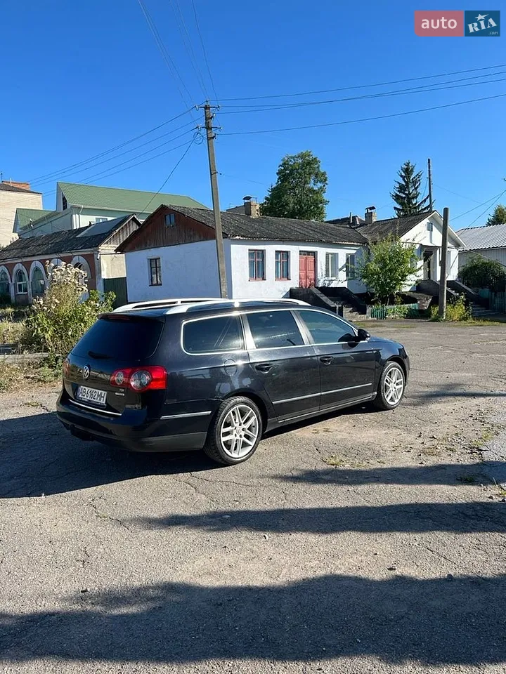 2010 Volkswagen Passat - мініатюра 4