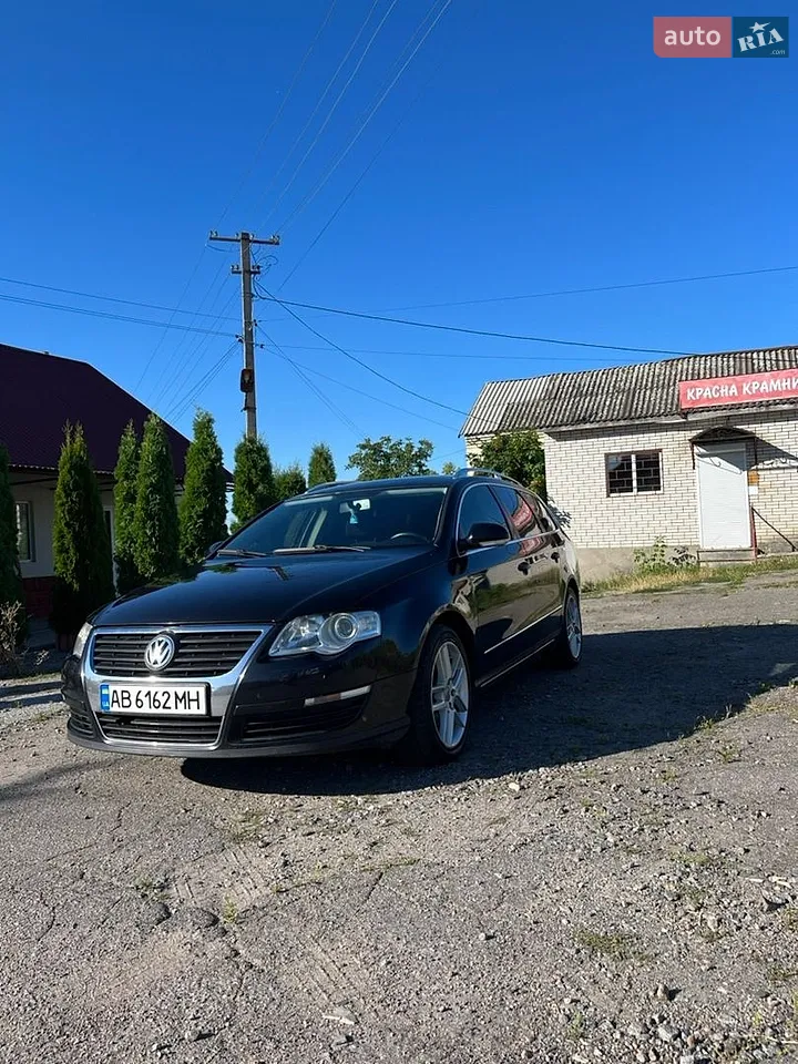 2010 Volkswagen Passat - мініатюра 3