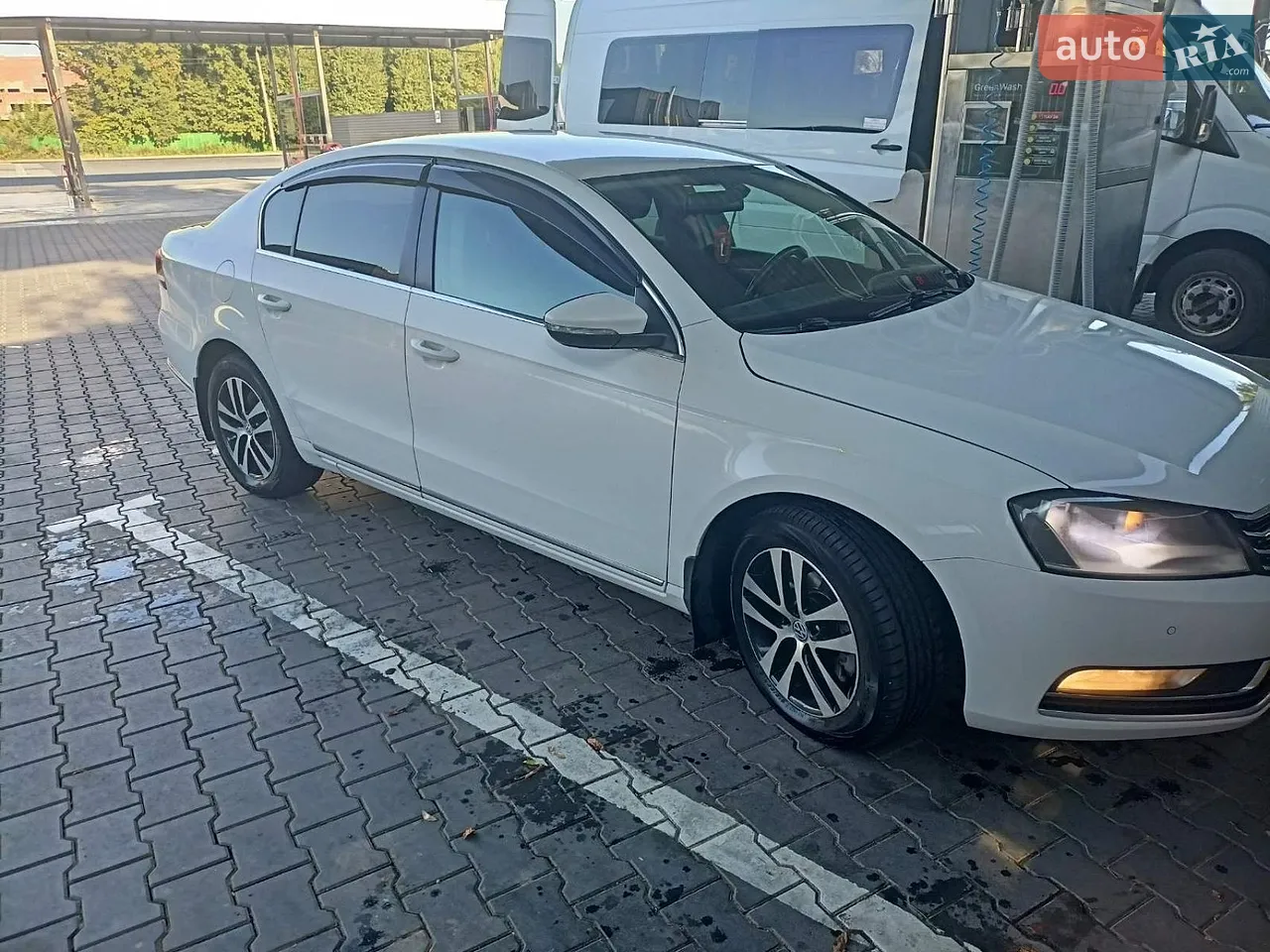2011 Volkswagen Passat - мініатюра 4