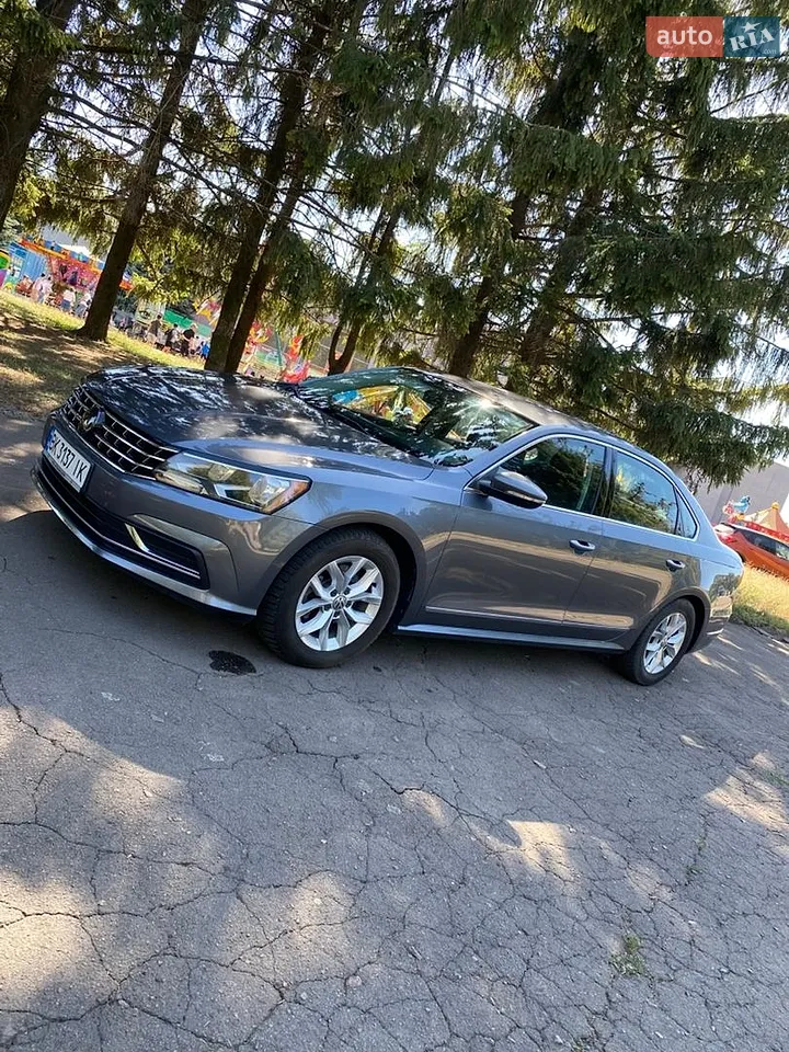 2017 Volkswagen Passat - мініатюра 3