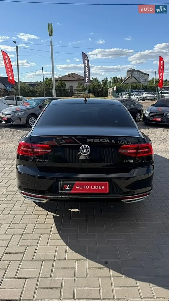 2017 Volkswagen Passat - мініатюра 5