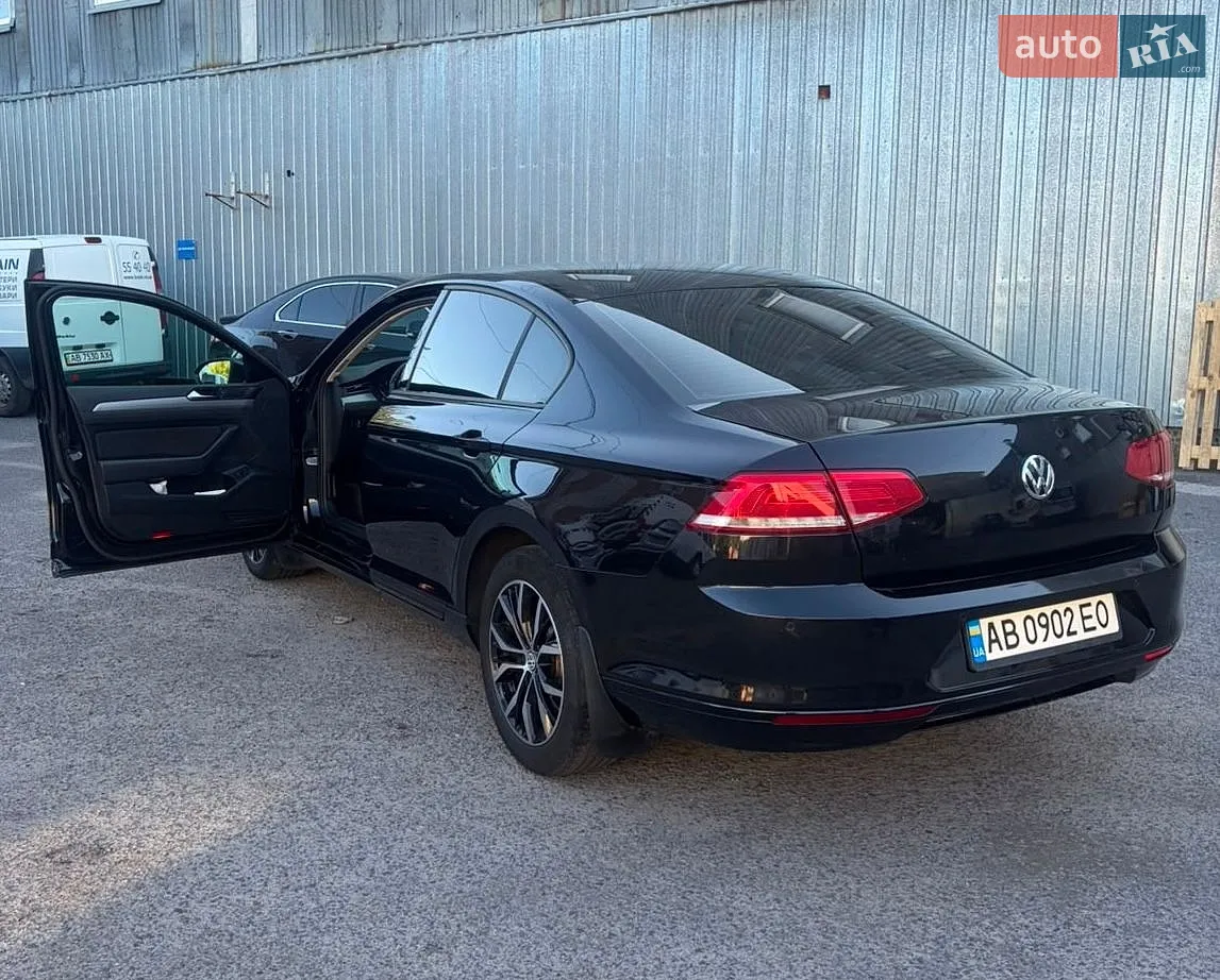 2017 Volkswagen Passat - мініатюра 4