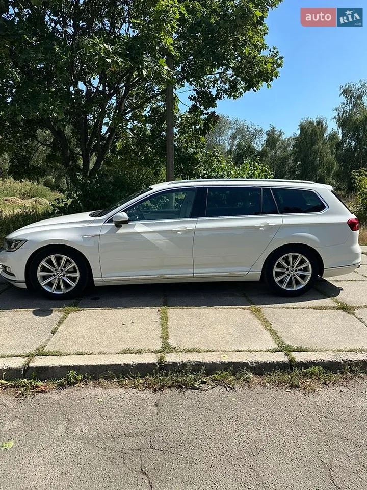 2016 Volkswagen Passat - мініатюра 5