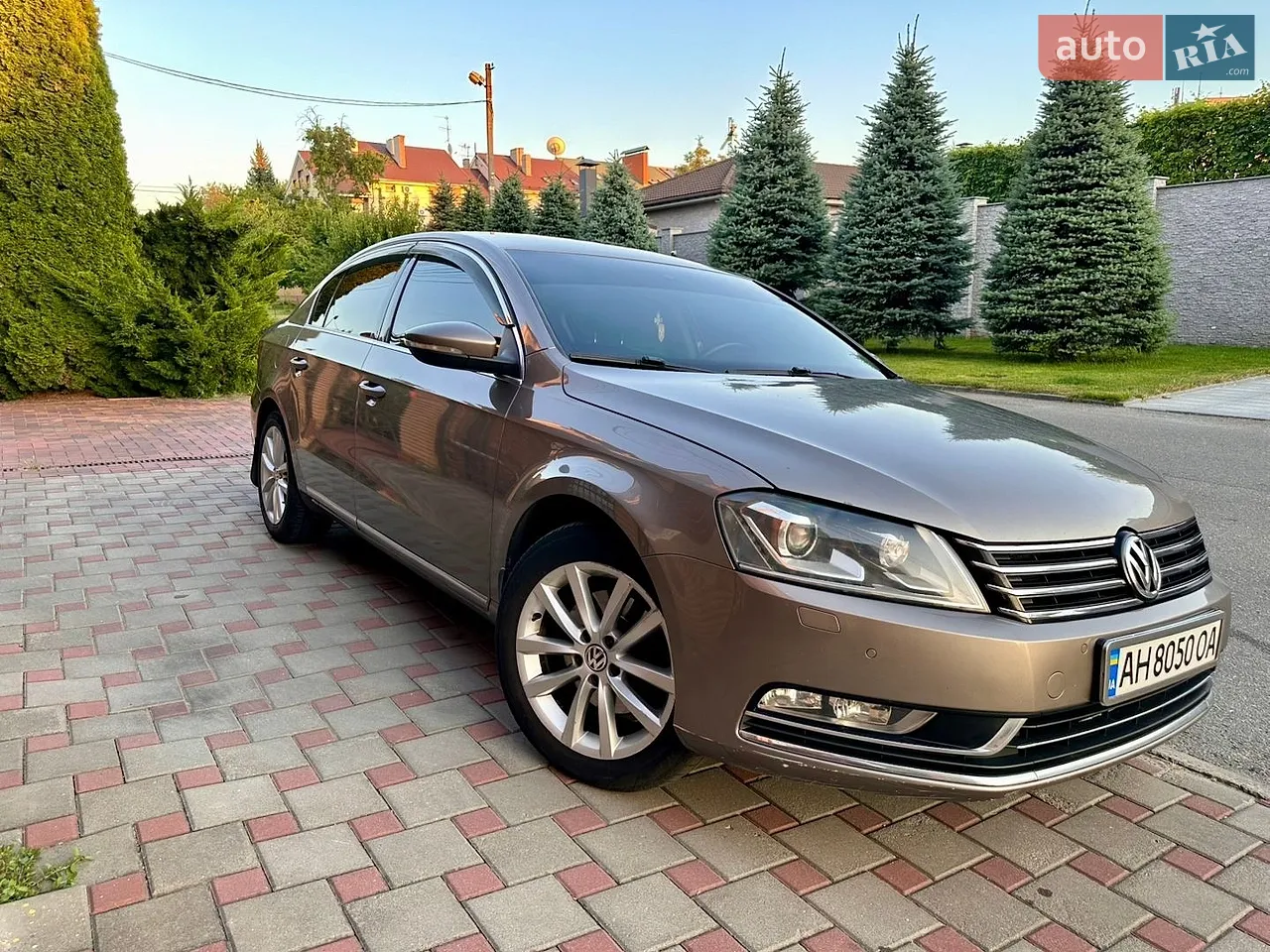 2011 Volkswagen Passat - мініатюра 2