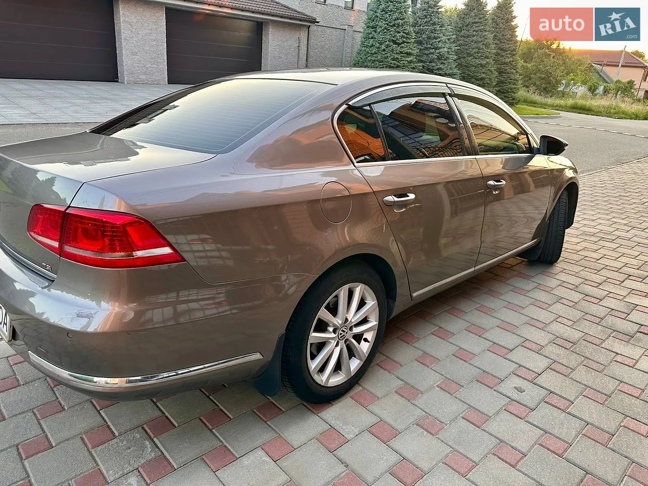 2011 Volkswagen Passat - мініатюра 3