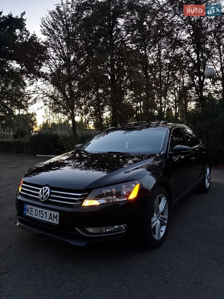 2012 Volkswagen Passat - мініатюра 4