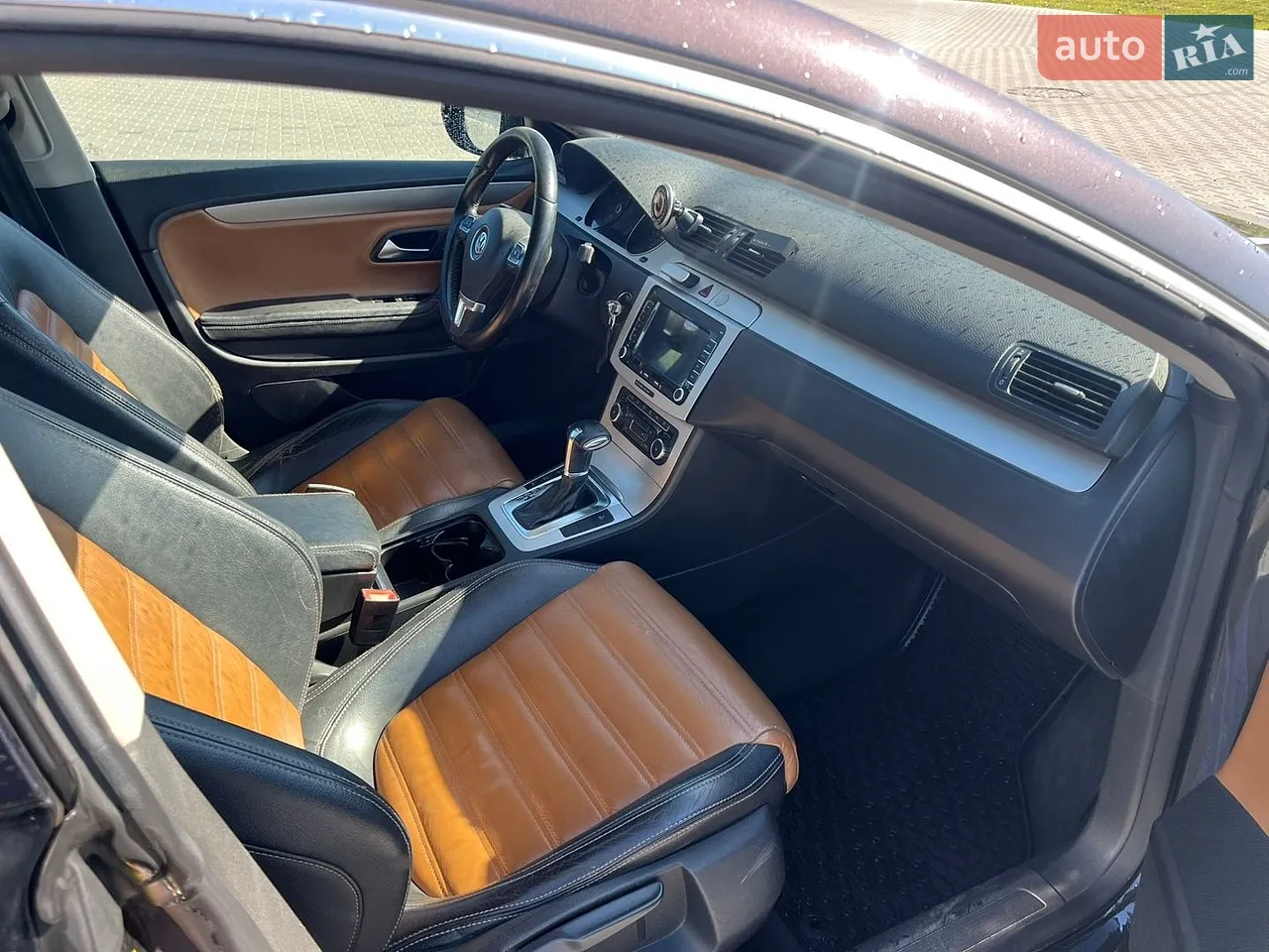 2010 Volkswagen Passat - мініатюра 5