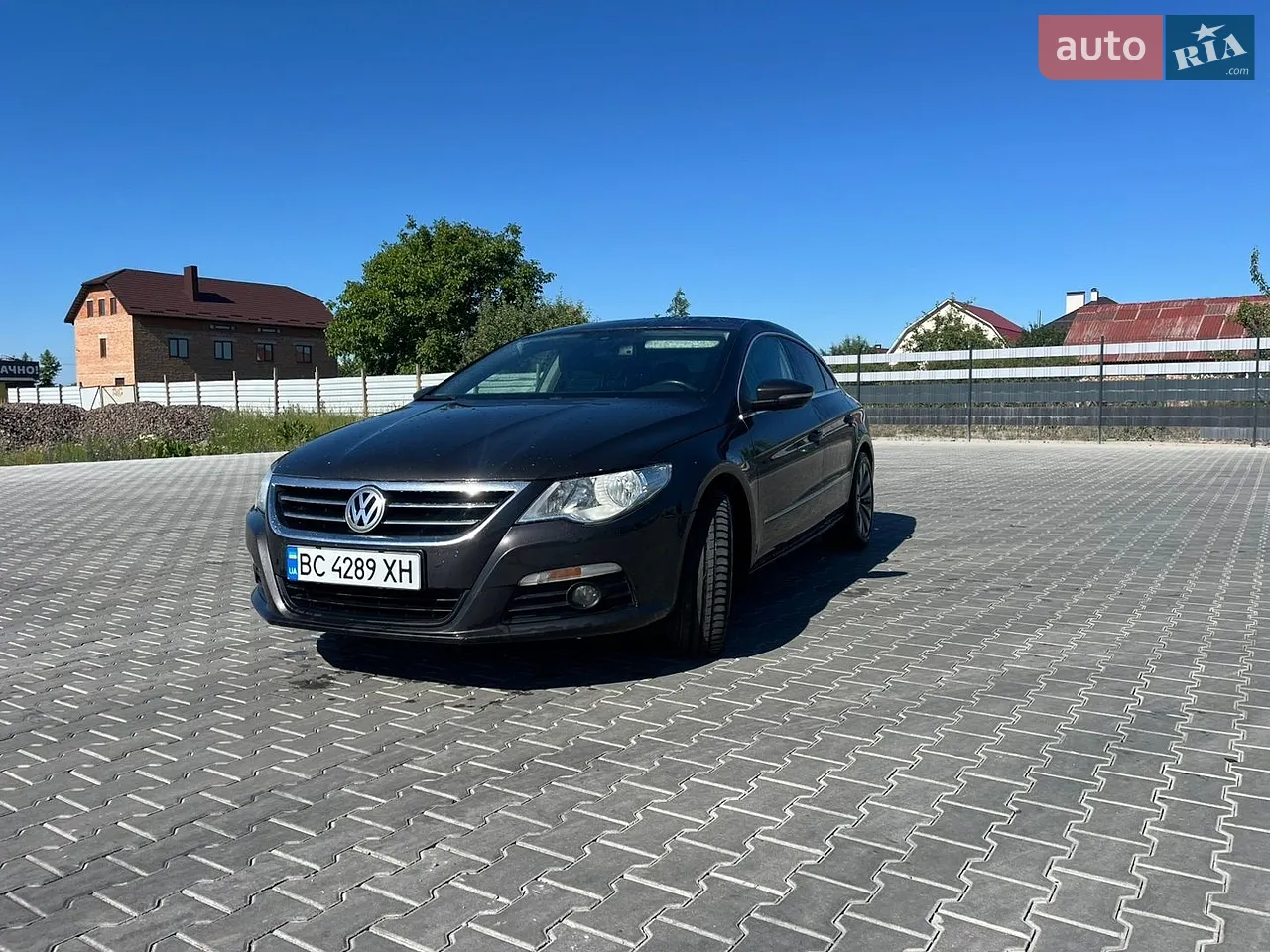 2010 Volkswagen Passat - мініатюра 2