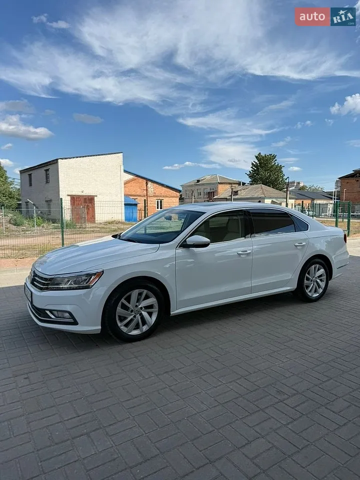 2018 Volkswagen Passat - мініатюра 2
