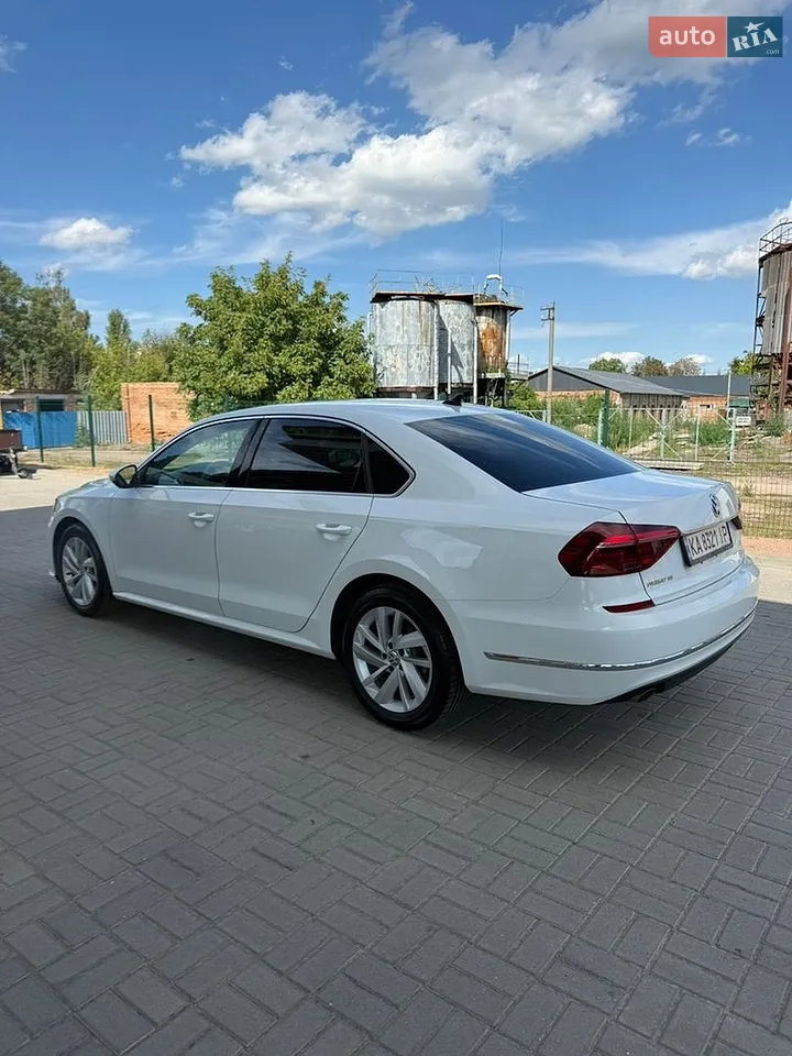 2018 Volkswagen Passat - мініатюра 4