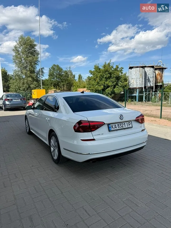 2018 Volkswagen Passat - мініатюра 5