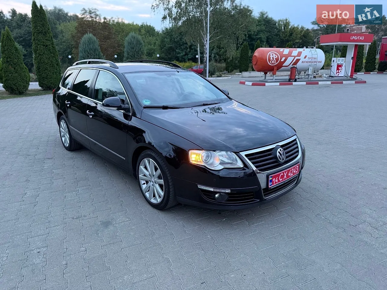 2010 Volkswagen Passat - фото 1