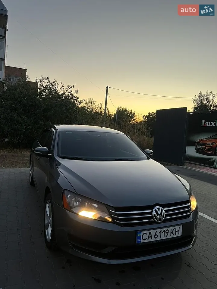2012 Volkswagen Passat - мініатюра 2