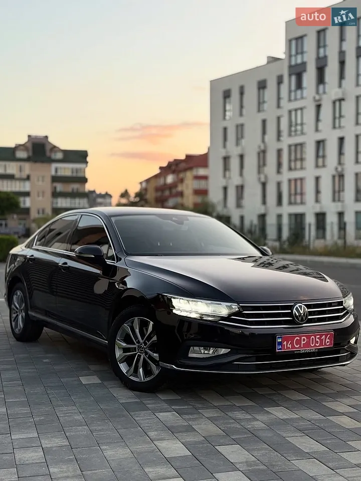 2020 Volkswagen Passat - мініатюра 2