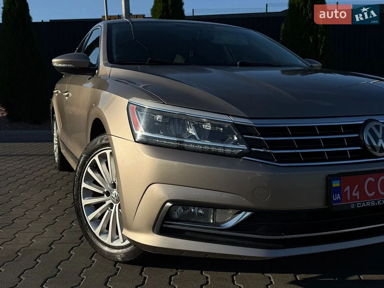 2016 Volkswagen Passat - мініатюра 4