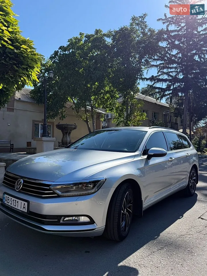 2018 Volkswagen Passat - мініатюра 5