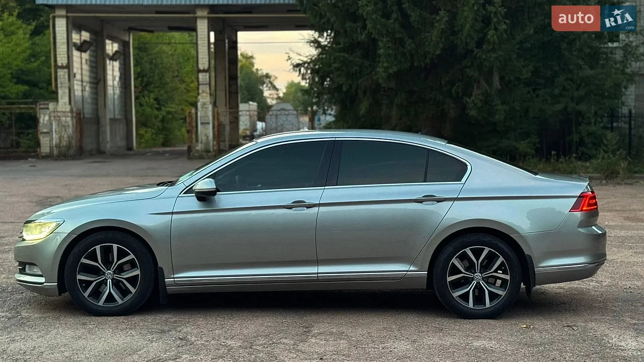 2014 Volkswagen Passat - мініатюра 3