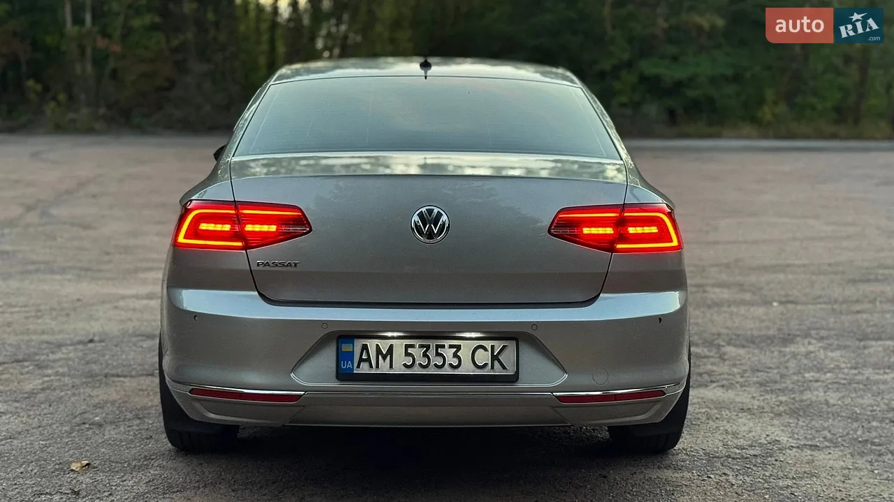 2014 Volkswagen Passat - мініатюра 5