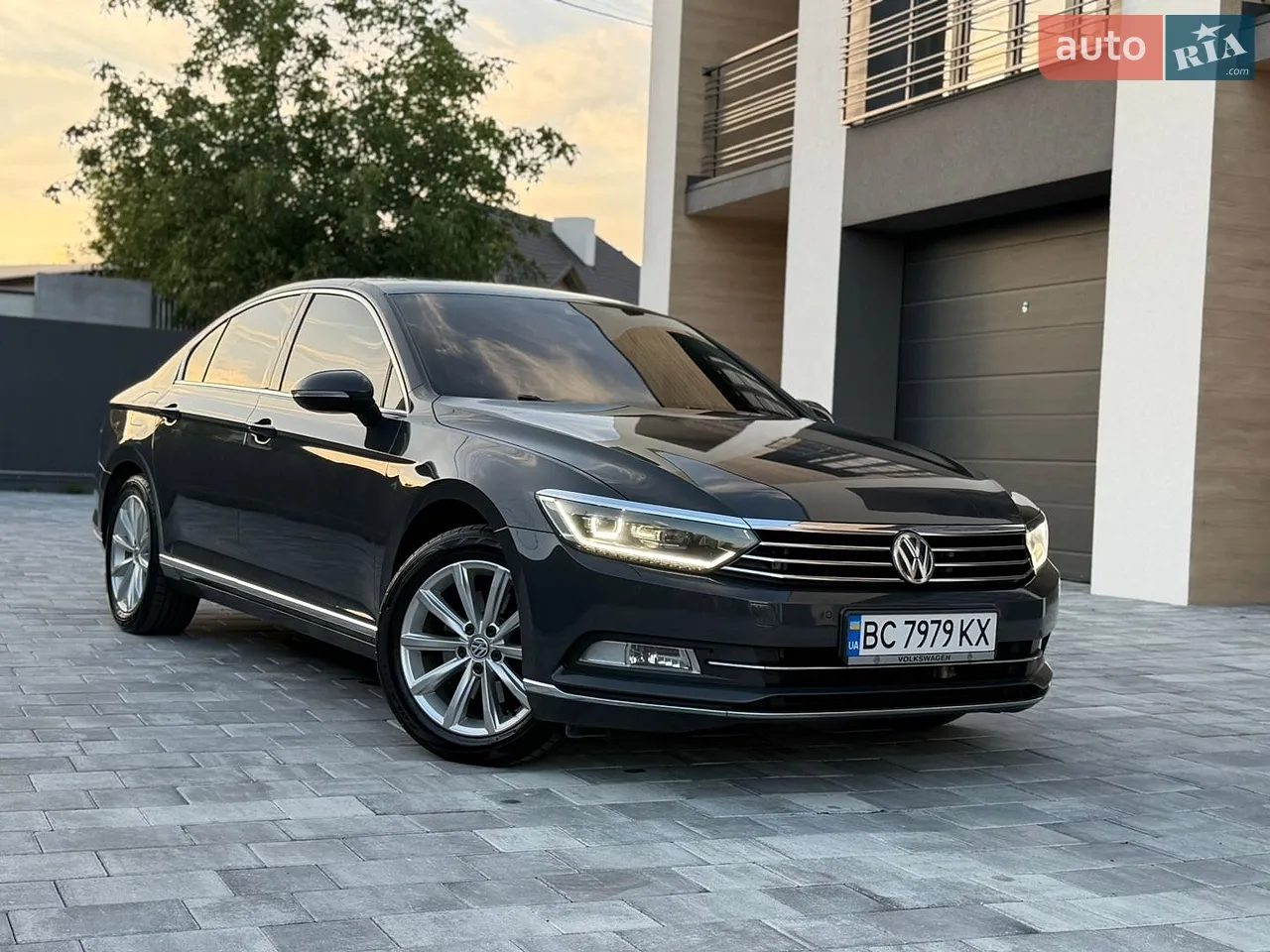 2017 Volkswagen Passat - фото 1