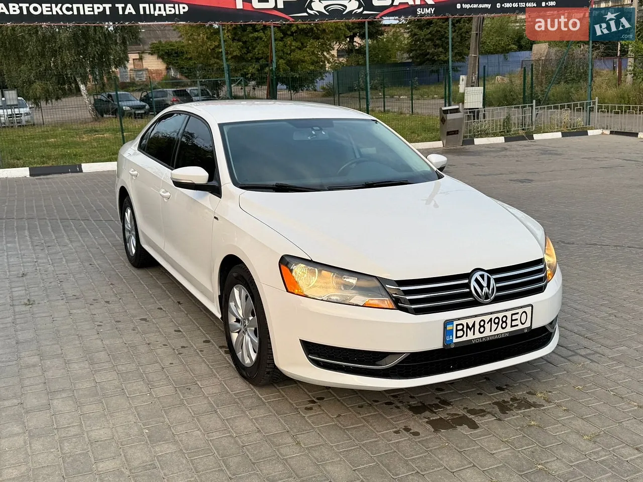 2015 Volkswagen Passat - мініатюра 2