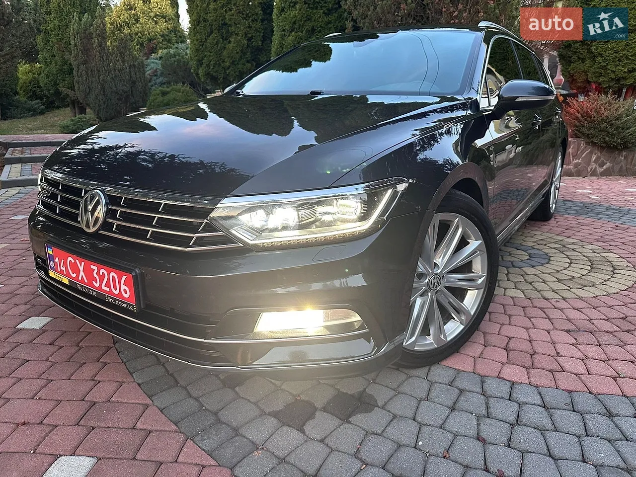 2018 Volkswagen Passat - фото 1
