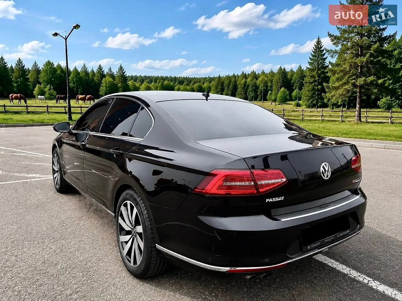 2016 Volkswagen Passat - мініатюра 2