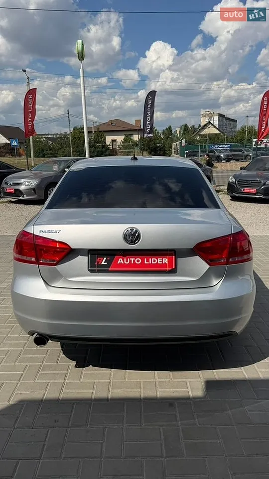 2011 Volkswagen Passat - мініатюра 5