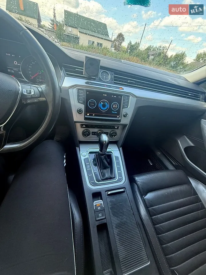 2016 Volkswagen Passat - мініатюра 5