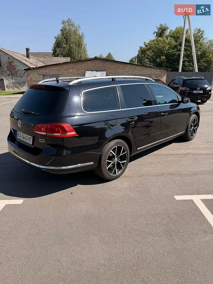 2010 Volkswagen Passat - мініатюра 5