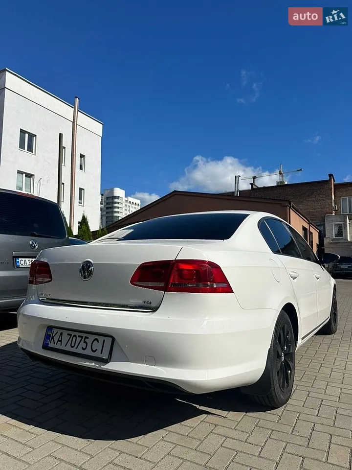 2012 Volkswagen Passat - мініатюра 5